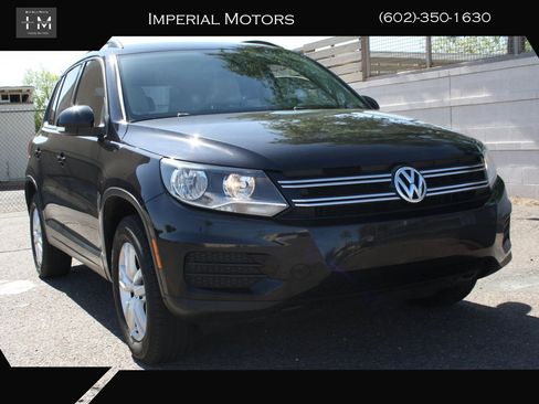 Used 2016 Volkswagen Tiguan S FWD image 1