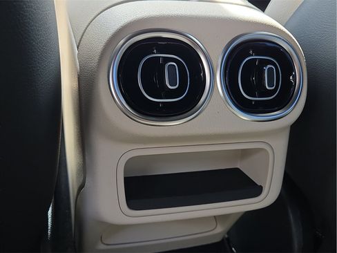 New 2026 Mercedes-Benz GLC 300 image 13