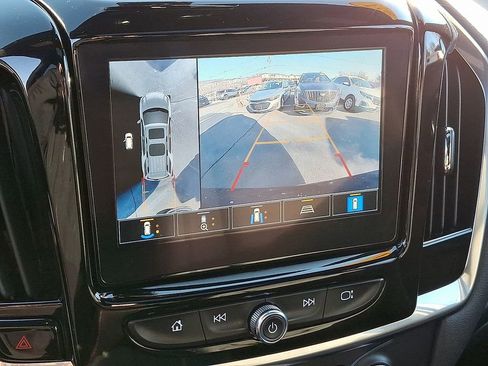 Used 2023 Chevrolet Traverse RS image 26