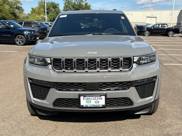 New 2027 Jeep Grand Cherokee Limited AWD/4WD image 6