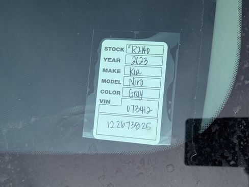 Used 2023 Kia Niro SX Touring image 36