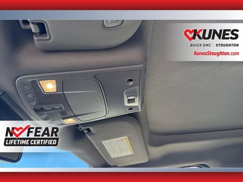 Used 2021 Ford F350 Lariat image 28