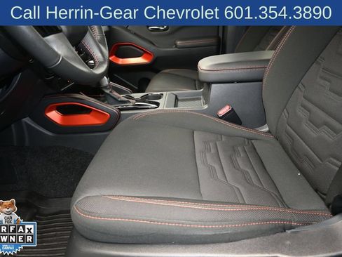 Used 2024 Nissan Frontier PRO-4X w/ Technology Package AWD/4WD image 13