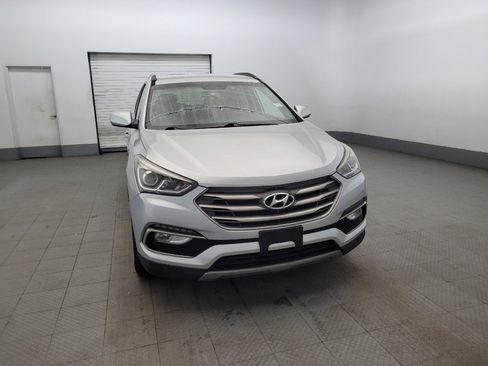 Used 2017 Hyundai Santa Fe Sport image 14