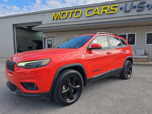 Used 2021 Jeep Cherokee Latitude Plus image 1