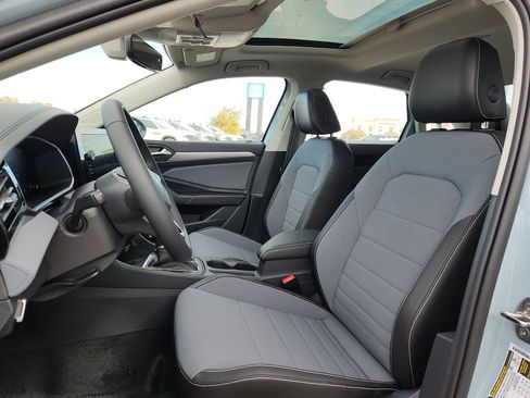 New 2026 Volkswagen Jetta SE image 13