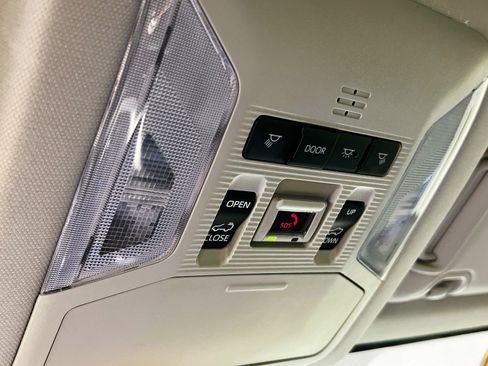 Used 2023 Toyota RAV4 XLE image 22