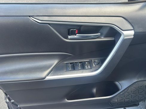 Used 2024 Toyota RAV4 XLE FWD image 26