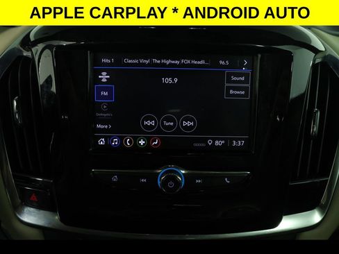 Used 2023 Chevrolet Traverse LS w/ Safety Package FWD image 3