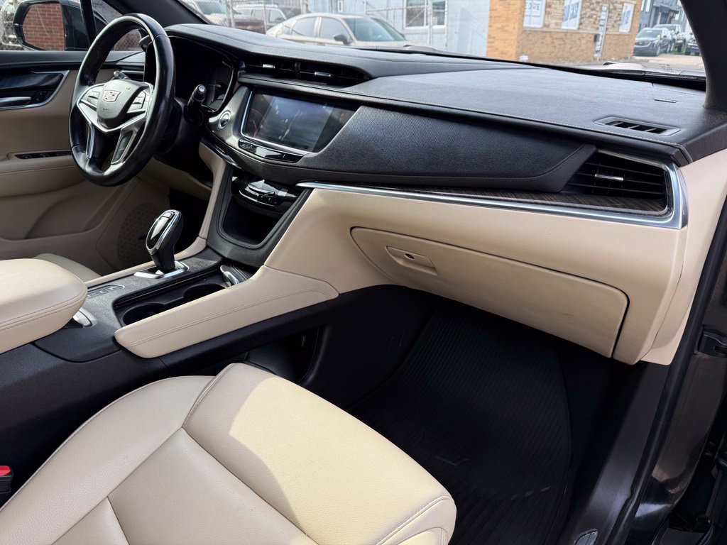 Used 2019 Cadillac XT5 AWD image 29