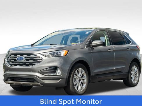 Used 2024 Ford Edge Titanium image 3