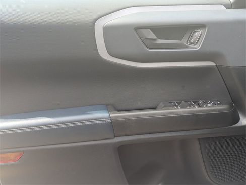 Used 2021 Ford Bronco Sport Outer Banks w/ Outer Banks Package image 12