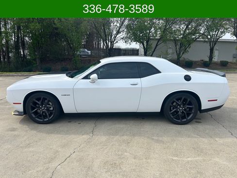 Used 2022 Dodge Challenger R/T w/ Blacktop Package image 2
