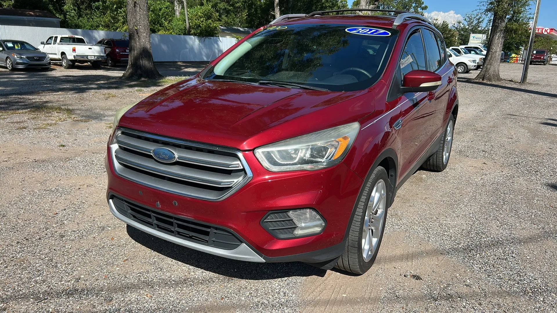 Used 2017 Ford Escape Titanium FWD image 2
