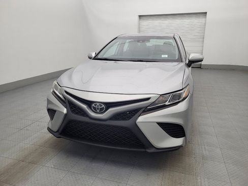 Used 2020 Toyota Camry SE image 15