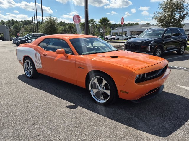 Used 2012 Dodge Challenger R/T RWD image 3