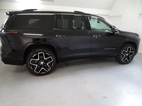 Certified 2026 Chevrolet Traverse High Country w/ LPO, Floor Liner Package AWD/4WD image 22