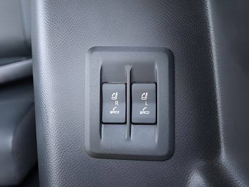 Used 2024 Lexus GX 550 w/ Accessory Package (2T) AWD/4WD image 27