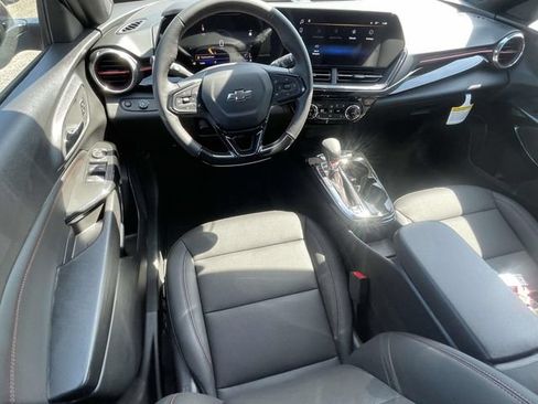 New 2026 Chevrolet Trax RS w/ Driver Confidence Package FWD image 11