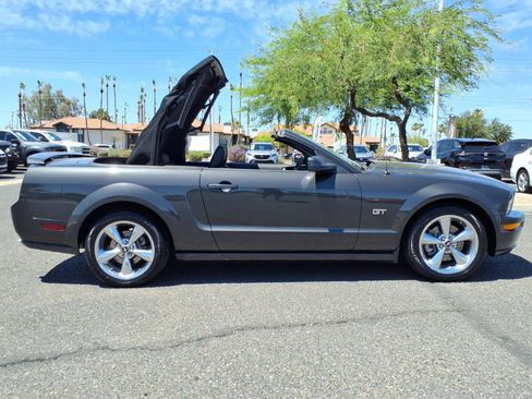 Used 2008 Ford Mustang GT RWD image 9