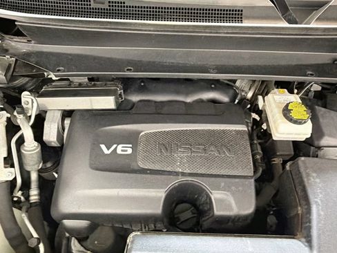 Used 2019 Nissan Pathfinder Platinum AWD/4WD image 35