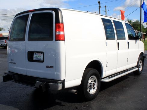 Used 2023 GMC Savana 2500 w/ Driver Convenience Package image 4
