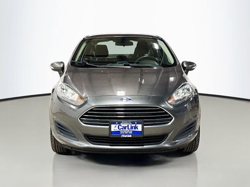 Used 2016 Ford Fiesta SE image 2