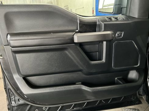 Used 2020 Ford F150 Platinum w/ Equipment Group 701A Luxury image 14