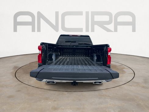 Used 2025 Chevrolet Silverado 1500 LTZ w/ Z71 Off-Road Package AWD/4WD image 12