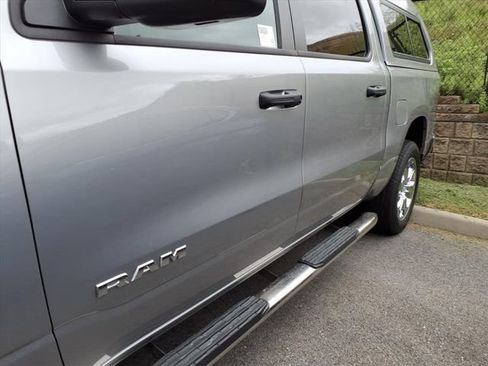 Used 2023 RAM 1500 Big Horn AWD/4WD image 6