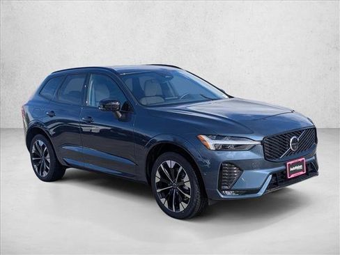 New 2026 Volvo XC60 B5 Plus w/ Protection Package Premier image 7