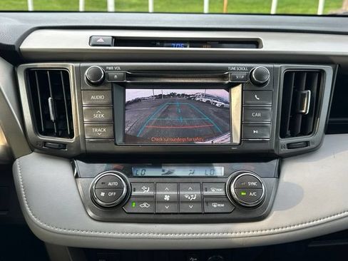 Used 2013 Toyota RAV4 XLE AWD/4WD image 35