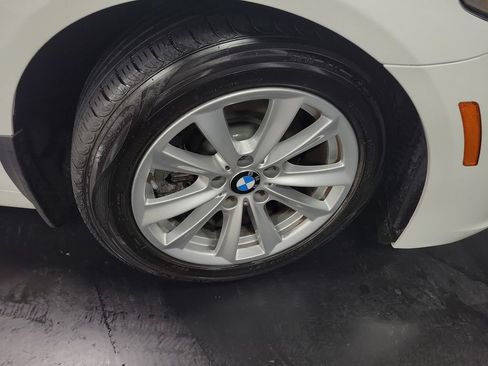 Used 2016 BMW 528i xDrive Sedan AWD/4WD image 11