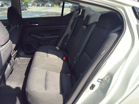 Used 2019 Nissan Altima 2.5 SV FWD image 17