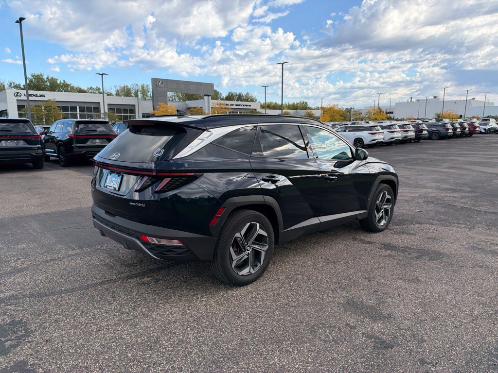 Used 2024 Hyundai Tucson Limited AWD/4WD image 17