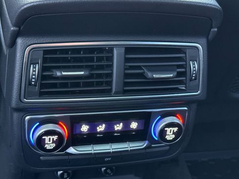 Used 2018 Audi Q7 3.0T Prestige image 16