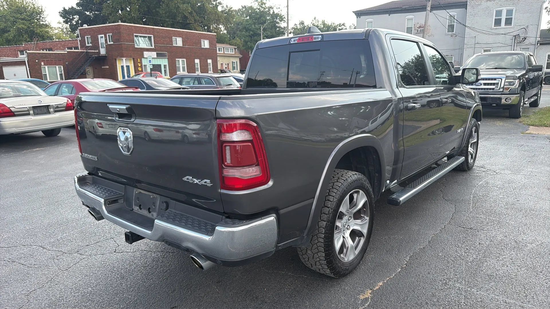 Used 2021 RAM 1500 Laramie AWD/4WD image 5