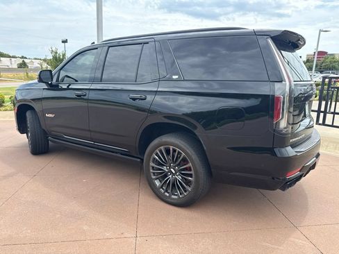 Used 2024 Cadillac Escalade V AWD/4WD image 6