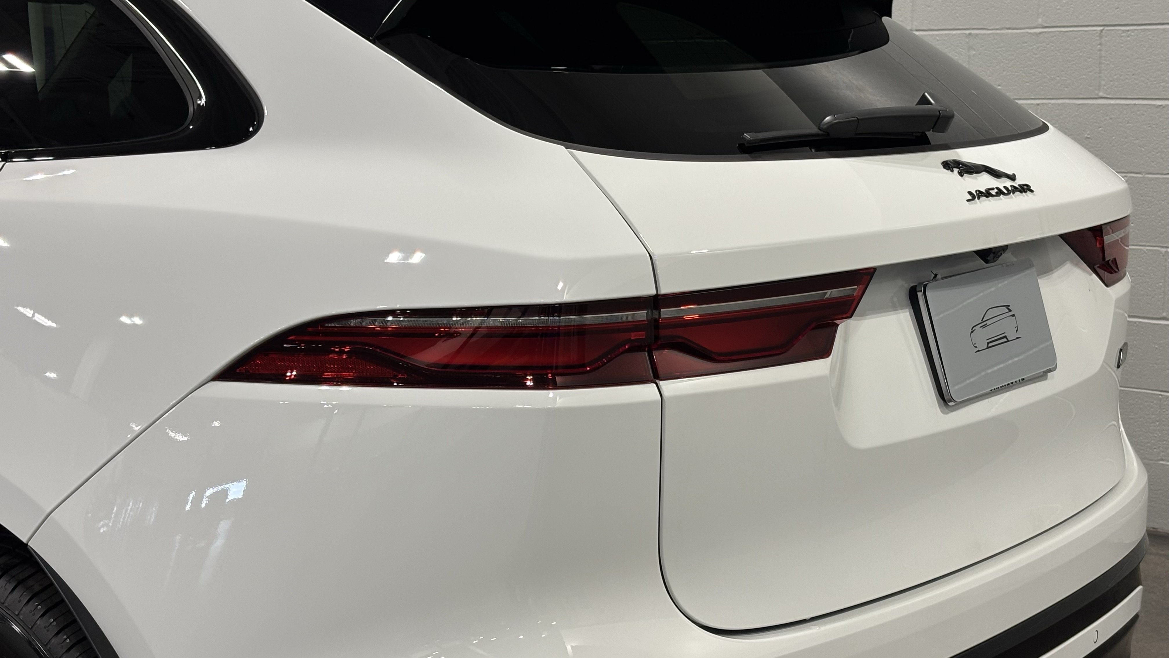 New 2026 Jaguar F-PACE R-Dynamic S AWD/4WD image 17