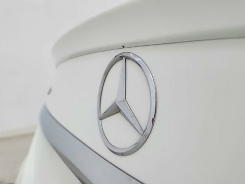 Used 2018 Mercedes-Benz C 300 Sedan image 18