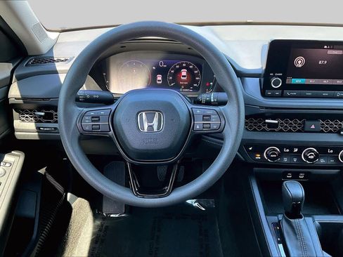 Used 2023 Honda Accord EX image 5