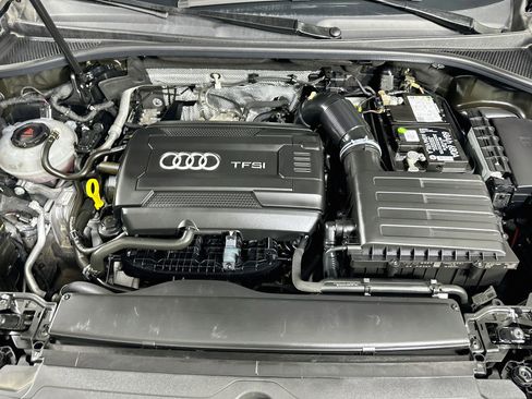 Used 2019 Audi Q3 2.0T Premium w/ Convenience Package AWD/4WD image 33