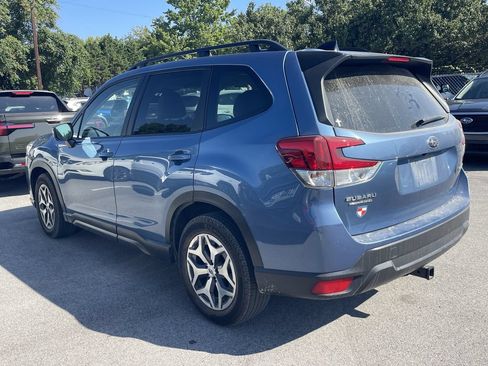 Used 2024 Subaru Forester Premium AWD/4WD image 5