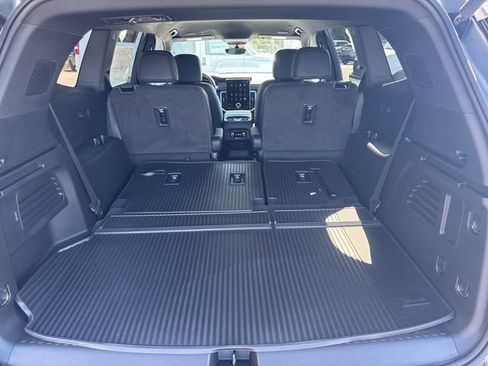 New 2026 GMC Acadia Elevation w/ Black Edition AWD/4WD image 13