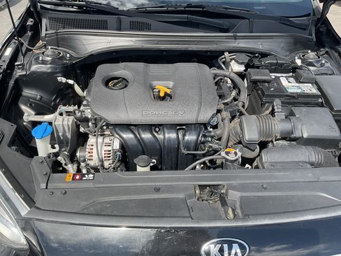 Used 2020 Kia Forte LXS FWD image 15