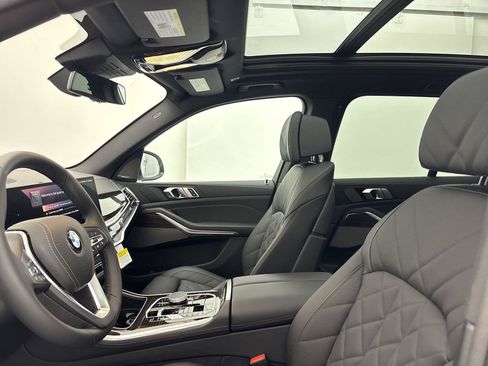 New 2026 BMW X5 xDrive40i w/ Climate Comfort Package AWD/4WD image 24