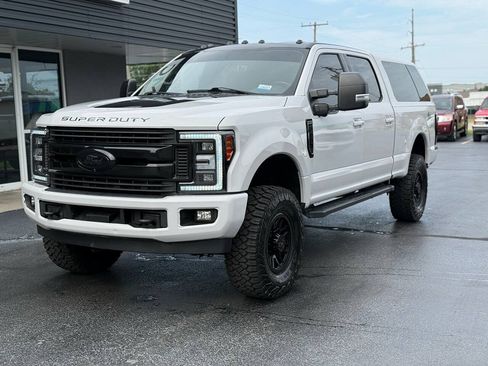 Used 2018 Ford F250 XLT w/ XLT Value Package AWD/4WD image 5