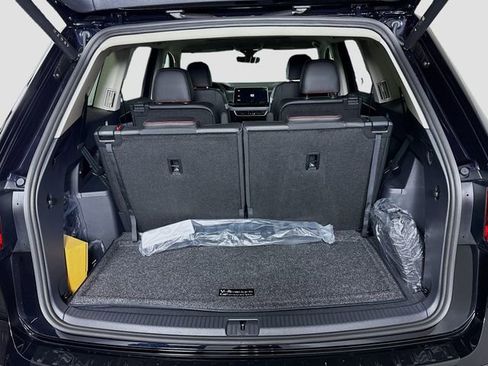 New 2026 Volkswagen Atlas Peak Edition image 27