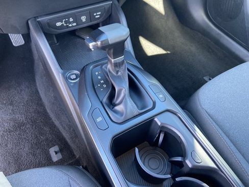 Used 2025 Kia K4 FWD image 41