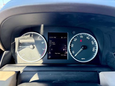 Used 2012 Land Rover Range Rover Sport HSE LUX image 16